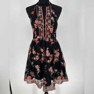 CITY TRIANGLES‎ BLACK FLORAL FORMAL DRESS EMBROIDERED W/PINK ROSES, FULLY LINED